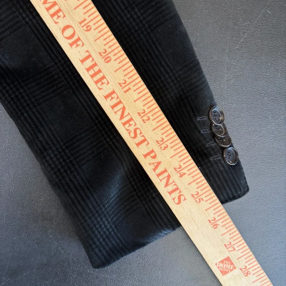Hugo Boss The James 3 Black Velvet Plaid Sport Coat Blazer Mens 42R Sleek Modern